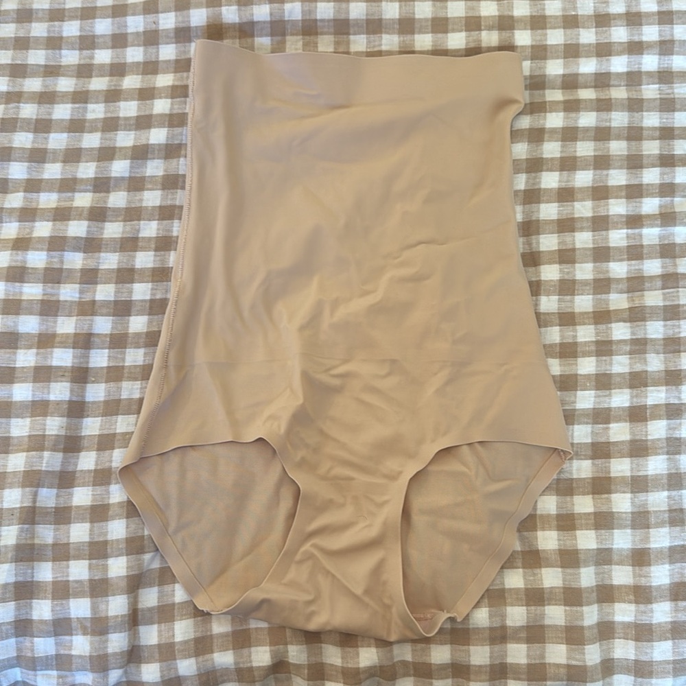 SKINNY GIRL Ultra Smooth High Waisted Briefs 🎉 NWOT Discounted shipping